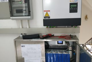 Tủ điện và inverter đấu nối hoà lưới EVN