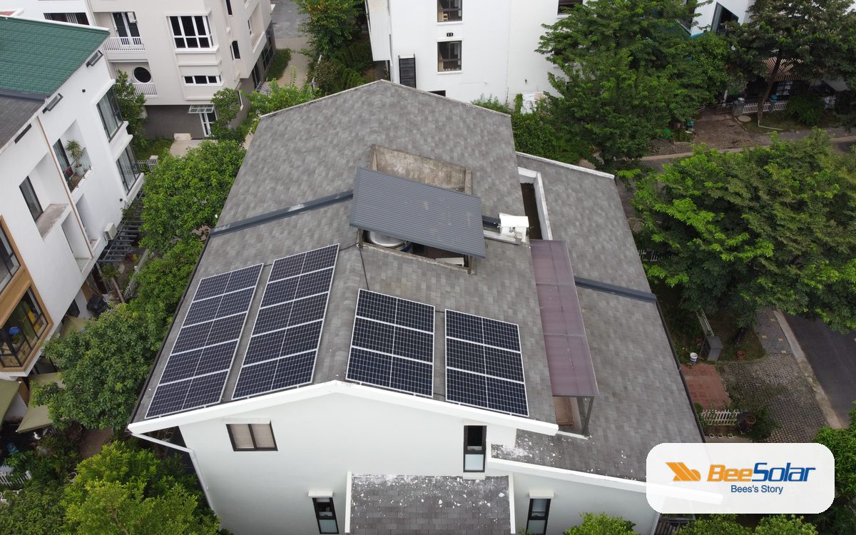 Nhà nước trả tiền cho bạn lắp điện mặt trời — chuyện thật, năm 2026