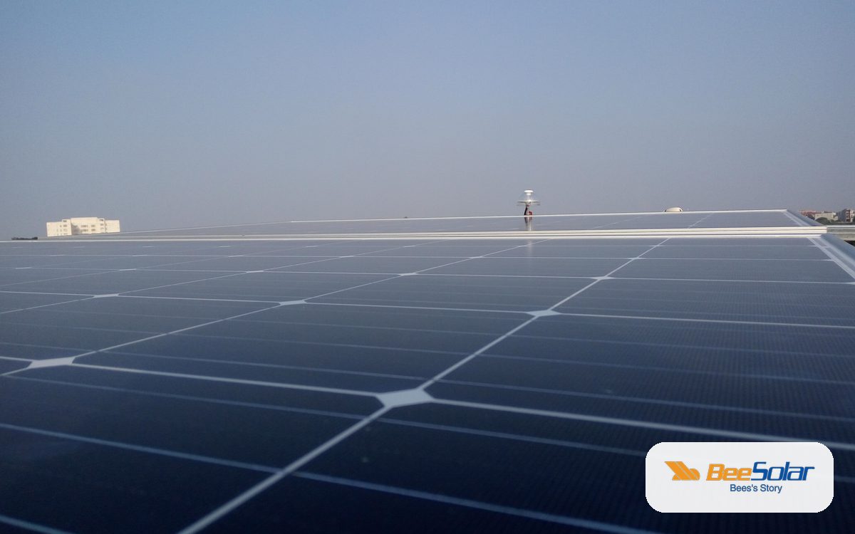 Mua tấm pin năm 2026: Công nghệ tốt nhất lịch sử đang bán với giá thấp nhất lịch sử