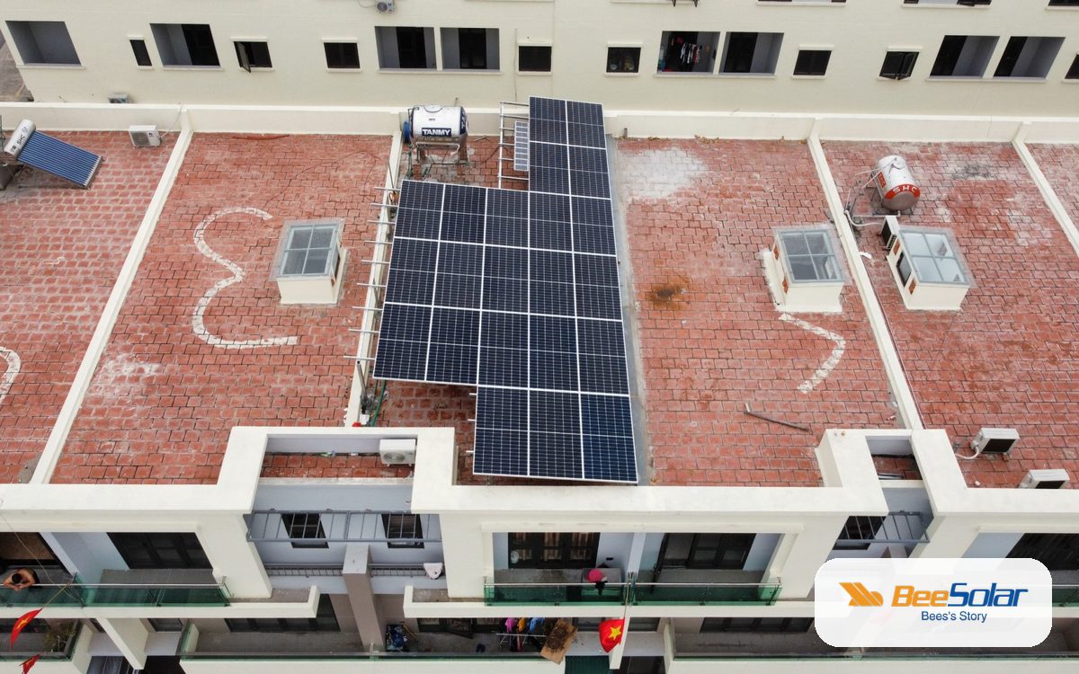 Lắp pin lên mái, nhà nóng hơn hay mát hơn? Đo thực tế: mát hơn 3–5°C