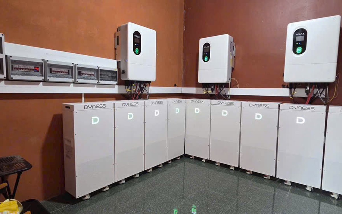 "Chán lắm rồi, không lẽ thanh lý" — chuyện hệ lưu trữ vẫn mua điện lưới, và vì sao cái máy vô tội